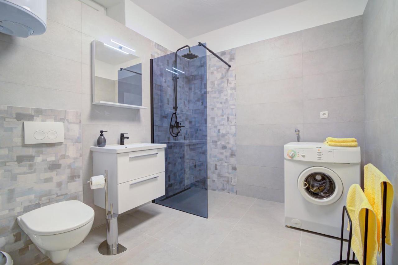 Apartments Maria Senj  Ngoại thất bức ảnh